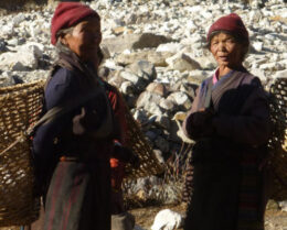 Local-women-in-Samagaun-in-Manaslu-Photo-Tour