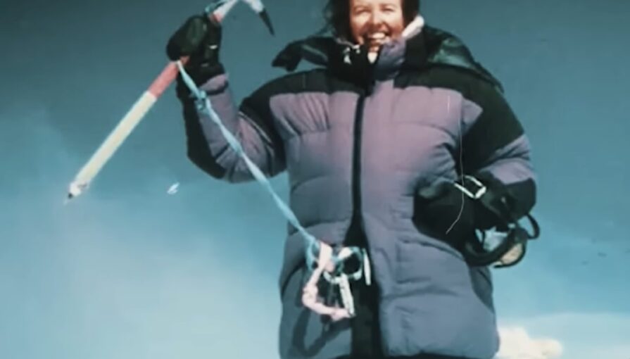 The Tragic Story of Francys Arsentiev, the Sleeping Beauty of Mount Everest