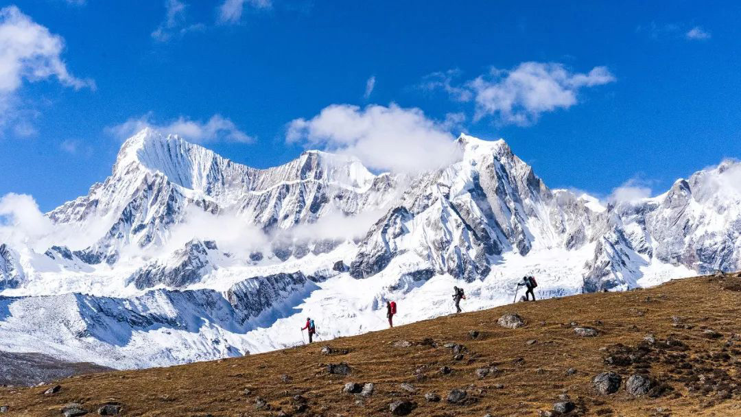 What is the best time to trek in Nepal?