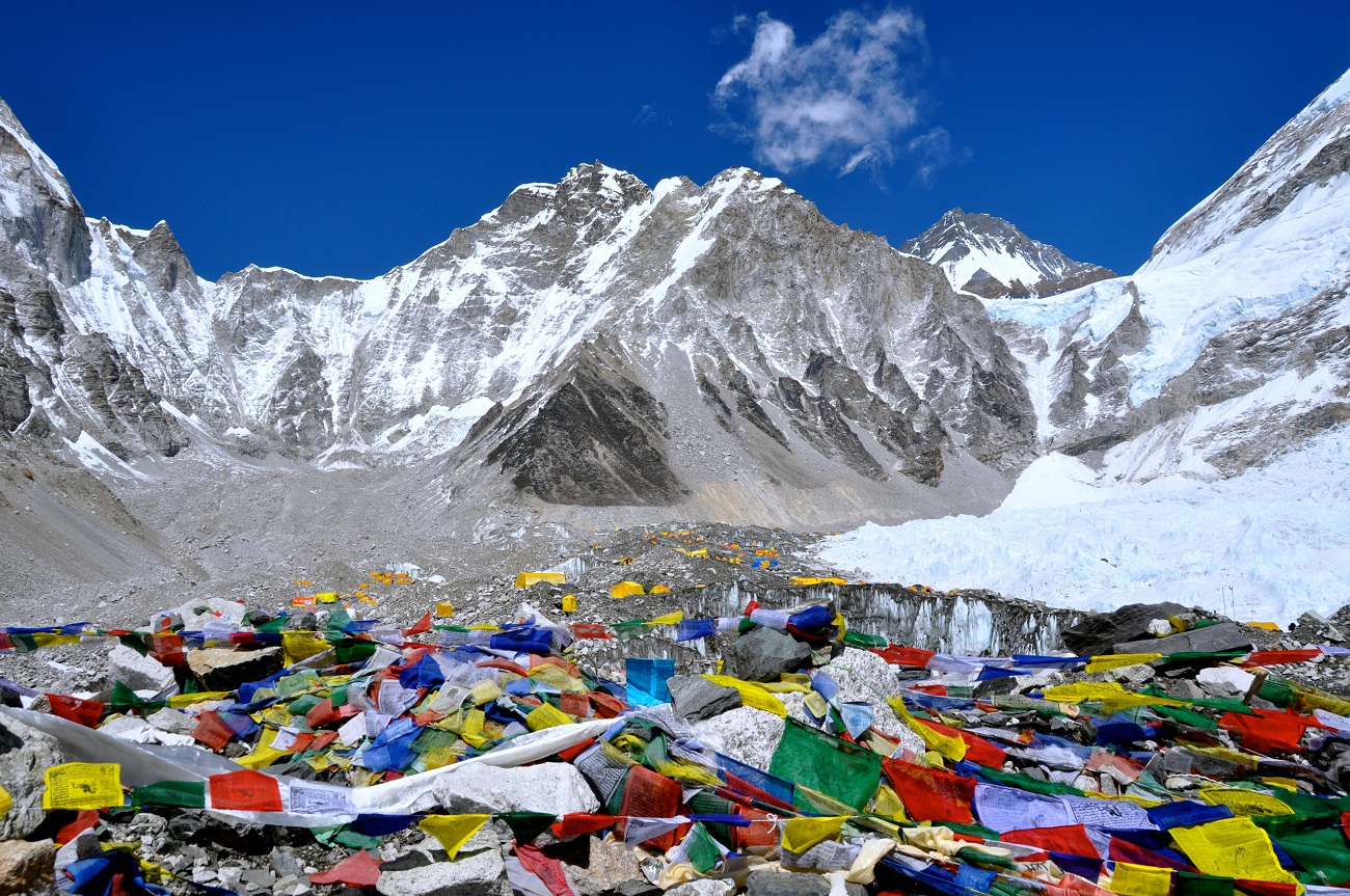 Everest Base Camp Trek in April- Sunny and Warm Weather